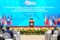 Thủ tướng Nguyễn Xuân Phúc công bố Đánh giá giữa kỳ triển khai các Kế hoạch Tổng thể Tầm nhìn Cộng đồng ASEAN 2025 và Kế hoạch Tổng thể Kết nối ASEAN 2025, Khung phục hồi Tổng thể ASEAN và thành lập Kho dự phòng vật tư y tế khẩn cấp ASEAN