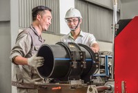 Người lao động tại Nhựa Tiền Phong không những có mức thu nhập đảm bảo cuộc sống, mà còn luôn được chăm lo tốt về đời sống tinh thần, được đào tạo nâng cao trình độ