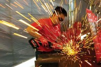 Với nỗ lực của toàn hệ thống chính trị, Việt Nam đã đạt tăng trưởng GDP 2,91% trong năm 2020 ảnh: Đức Thanh.