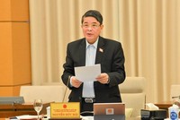 Chủ nhiệm Ủy ban Tài chính - ngân sách Nguyễn Đức Hải báo cáo thẩm tra. 