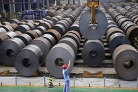 Năm 2020, Việt Nam đã nhập khẩu 13,26 triệu tấn sắt thép, trị giá 8,07 tỷ USD.