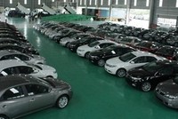 Hết ưu đãi lệ phí trước bạ, doanh số bán ô tô tụt 45%
