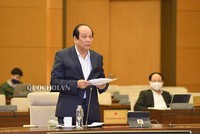 Bộ trưởng, Chủ nhiệm Văn phòng Chính phủ Mai Tiến Dũng trình bày báo cáo (Ảnh Quochoi.vn)