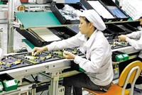 Hoạt động tại Nhà máy Foxconn Bắc Giang. Ảnh: Đức Thanh