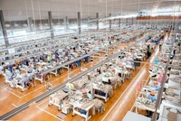 Nhà máy May Sông Hồng - Nghĩa Hưng với kỳ vọng hướng tới phát triển bền vững, xanh sạch cùng với các đối tác, vốn rất được nhà mua hàng coi trọng.