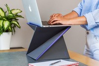 LEVIT8 : Kệ để laptop gấp được, biến bàn ngồi thành bàn đứng