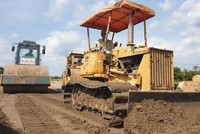 Thi công san nền tại Dự án đường cao tốc Trung Lương - Mỹ Thuận.