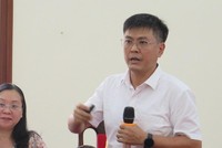 Ông Hồ Công Hòa, Phó trưởng ban Nghiên cứu các vấn đề xã hội, Viện Nghiên cứu quản lý kinh tế Trung ương phát biểu tại hội thảo.