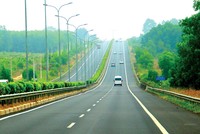 Cao tốc TP.HCM - Dầu Giây - Phan Thiết giúp rút ngắn đáng kể thời gian di chuyển từ TP.HCM xuống thành phố biển Phan Thiết. Ảnh: Lê Toàn