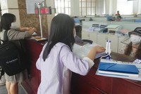 Tính đến trưa ngày 4/5/2021, cơ quan thuế Hà Nội đã tiếp nhận 98% hồ sơ quyết toán thuế TNCN so với dự kiến, trong đó, trên 60% số hồ sơ được nộp qua phương thức điện tử