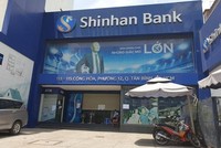 Phòng, chống Covid-19: TP.HCM tìm người đến giao dịch tại Ngân hàng Shinhan ở quận Tân Bình
