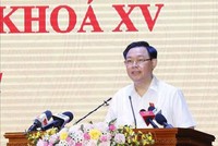 Chủ tịch Quốc hội Vương Đình Huệ tiếp xúc cử tri thành phố Hài Phòng (Ảnh - Quochoi.vn)
