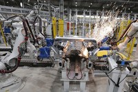 Dây chuyền sản xuất ô tô tại Vinfast