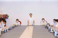 Chủ tịch Quốc hội Vương Đình Huệ đã làm việc với Ban Dân nguyện (Ảnh DT).