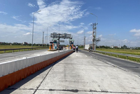 Trạm thu phí BOT tuyến tránh Đông Hưng đã sẵn sàng đi vào hoạt động.