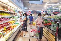 Giá cả hàng hóa khá ổn định, chỉ số giá tiêu dùng tháng 5 và 5 tháng đầu năm của Việt Nam tăng thấp nhất kể từ năm 2016. Ảnh: Đ.T