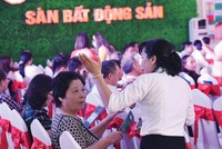 Cuộc sống người dân trở lại bình thường thì sẽ kích thích nhu cầu mua nhà tăng mạnh. Ảnh: Dũng Minh