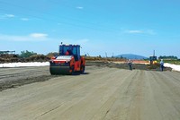 Thi công Dự án đường cao tốc Bắc - Nam phía Đông, đoạn Mai Sơn - Quốc lộ 45.