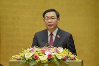 Chủ tịch Quốc hội Vương Đình Huệ phát biểu tại hội nghị.