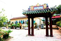 Vẻ quyến rũ của ngôi nhà cổ đẹp nhất xứ Tây Đô