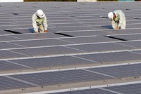 Các dự án năng lượng tái tạo đang mong chờ chính sách mới để phát triển.