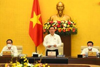 Chủ tịch Quốc hội Vương Đình Huệ phát biểu khai mạc phiên họp.