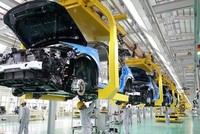 Ô tô lắp ráp có cơ hội giãn nộp thuế tiêu thụ đặc biệt và giảm phí trước bạ