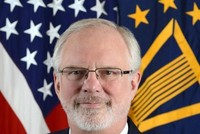 Ông David B. Shear, cựu Đại sứ Mỹ tại Việt Nam.