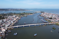 Cầu An Phú có tổng mức đầu tư 169 tỷ đồng, từ nguồn vốn ngân sách tỉnh 80%, vốn ngân sách thành phố 20%. Thời gian thực hiện từ năm 2017 – 2021. Công trình cầu An Phú do Công ty Cổ phần Tư vấn xây dựng 533 tư vấn thiết kế; nhà thầu thi công xây dựng là Liên danh Công ty TNHH Xây dựng Đồng Khánh và Công ty Cổ phần Đầu tư phát triển hạ tầng Lũng Lô 251.