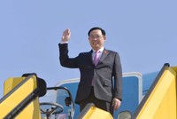 Chủ tịch Quốc hội Vương Đình Huệ đã đến Vienna, Cộng hòa Áo. 