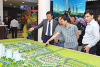 Không ít dự án bất động sản vẫn thu hút sự quan tâm của nhà đầu tư.