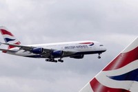 Tập đoàn hàng không IAG - công ty mẹ của British Airways - báo lỗ trước thuế 2,7 tỷ USD trong nửa đầu năm 2021. Ảnh: AFP