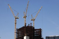 Bất động sản là một trong 2 ngành phát hành trái phiếu doanh nghiệp lớn nhất thị trường hiện nay. Ảnh: Đ.T