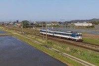 Hai toa xe loại Kiha48 từng được JR East khai thác trên tuyến Uzen - Mizusawa. (Ảnh: Internet).