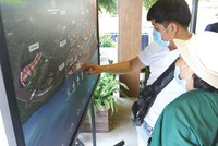 Người mua nhà rất thận trọng khi chọn lựa dự án. Ảnh: Lê Toàn 