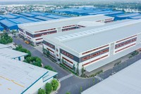 Các dịch vụ, tiện ích thiết yếu hiện còn vắng bóng trong các khu công nghiệp. Ảnh: Thành Nguyễn