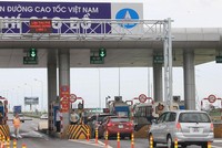 Làn thu phí không dừng tại tuyến cao tốc Cầu Giẽ - Ninh Bình.