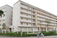 Tại Hà Nội, tổng số nhà công nhân hiện mới đáp ứng được 1/5 tổng nhu cầu thực tế. Ảnh: Việt Dương