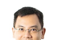 Ông Đinh Đức Quang, Giám đốc điều hành Khối kinh doanh tiền tệ, Ngân hàng United Overseas Bank (UOB). 