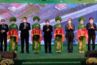 Các đại biểu thực hiện nghi thức khánh thành Dự án đường sắt đô thị tuyến Cát Linh - Hà Đông.