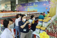 Siêu thị Tết 0 đồng đến với bệnh nhân và y bác sỹ Bệnh viện 175