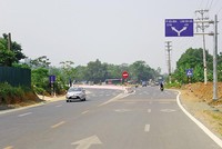 Một đoạn đường Hòa Lạc - Hòa Bình. Ảnh: A.M