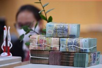 Tín dụng cải thiện kéo theo lãi suất liên ngân hàng và lãi suất tiền gửi tiết kiệm dân cư tăng theo.