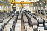 Tập đoàn Hòa Phát giữ “ngôi vương” về giá trị tồn kho trong nhóm các doanh nghiệp sản xuất niêm yết trên sàn chứng khoán, nhưng không phải doanh nghiệp duy nhất tích lũy cho đầy thêm kho hàng.