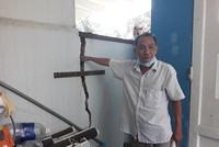 Ngôi nhà của gia đình ông Nguyễn Văn Sang bị nứt nẻ khắp nơi sau khi Công ty TNHH Đầu tư xây dựng DACINCO tổ chức thi công. Ảnh: Nhiệt Băng