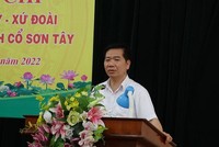 Chủ tịch UBND thị xã Sơn Tây Nguyễn Huy Khánh phát biểu tại hội nghị. (Ảnh: Phương Linh)