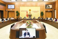 Phiên họp thứ 10, Ủy ban Thường vụ Quốc hội cho ý kiến dự kiến Chương trình Xây dựng luật, pháp lệnh năm 2023, điều chỉnh năm 2022. Ảnh: Duy Linh