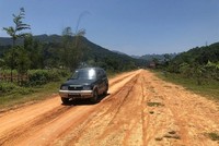 Một đoạn tuyến tránh TP. Cao Bằng thi công dang dở.