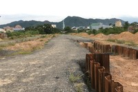 Dự án Tuyến đường trục 1 Tây Bắc năm 2022, vốn đầu tư công được TP. Đà Nẵng bố trí là 200 tỷ đồng. Tuy nhiên, đến tháng 4/2022 mới giải ngân được 0,37 tỷ đồng. Nguyên nhân là phần đền bù giải tỏa, xây lắp phân đoạn nút giao Quốc lộ 1A - trục Tây Bắc và đoạn nối Nguyễn An Ninh từ nút giao Quốc lộ 1A đến đường sắt không có tiến triển.