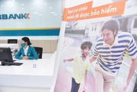 Những hợp đồng bảo hiểm độc quyền thường đem lại nguồn thu lớn cho các ngân hàng. Ảnh: Dũng Minh 